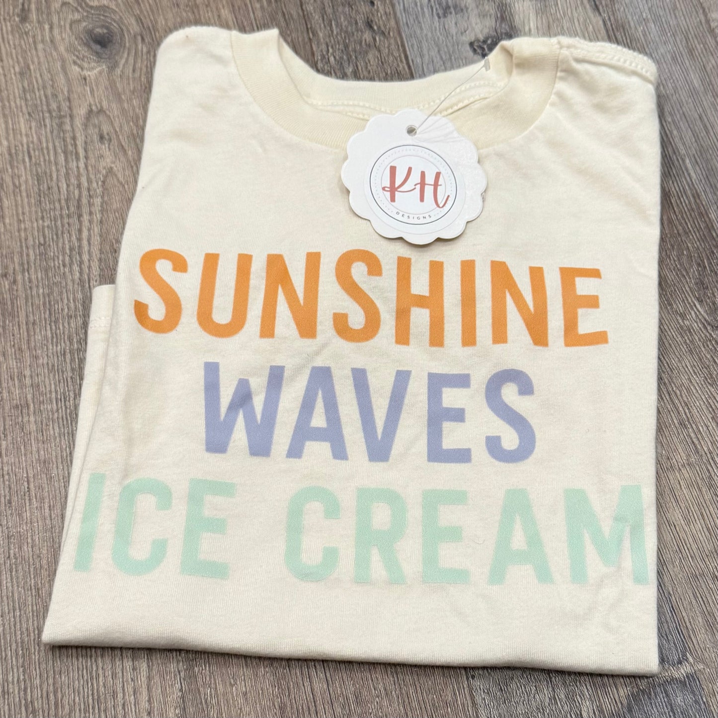 Sunshine, waves, ice cream - Size 3T